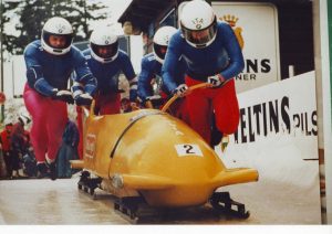 2f960109-94bd-4fc4-bc50-e66cdbeafb3e