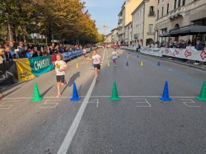 83b9199a-acfe-424c-9325-dbd870090ac9